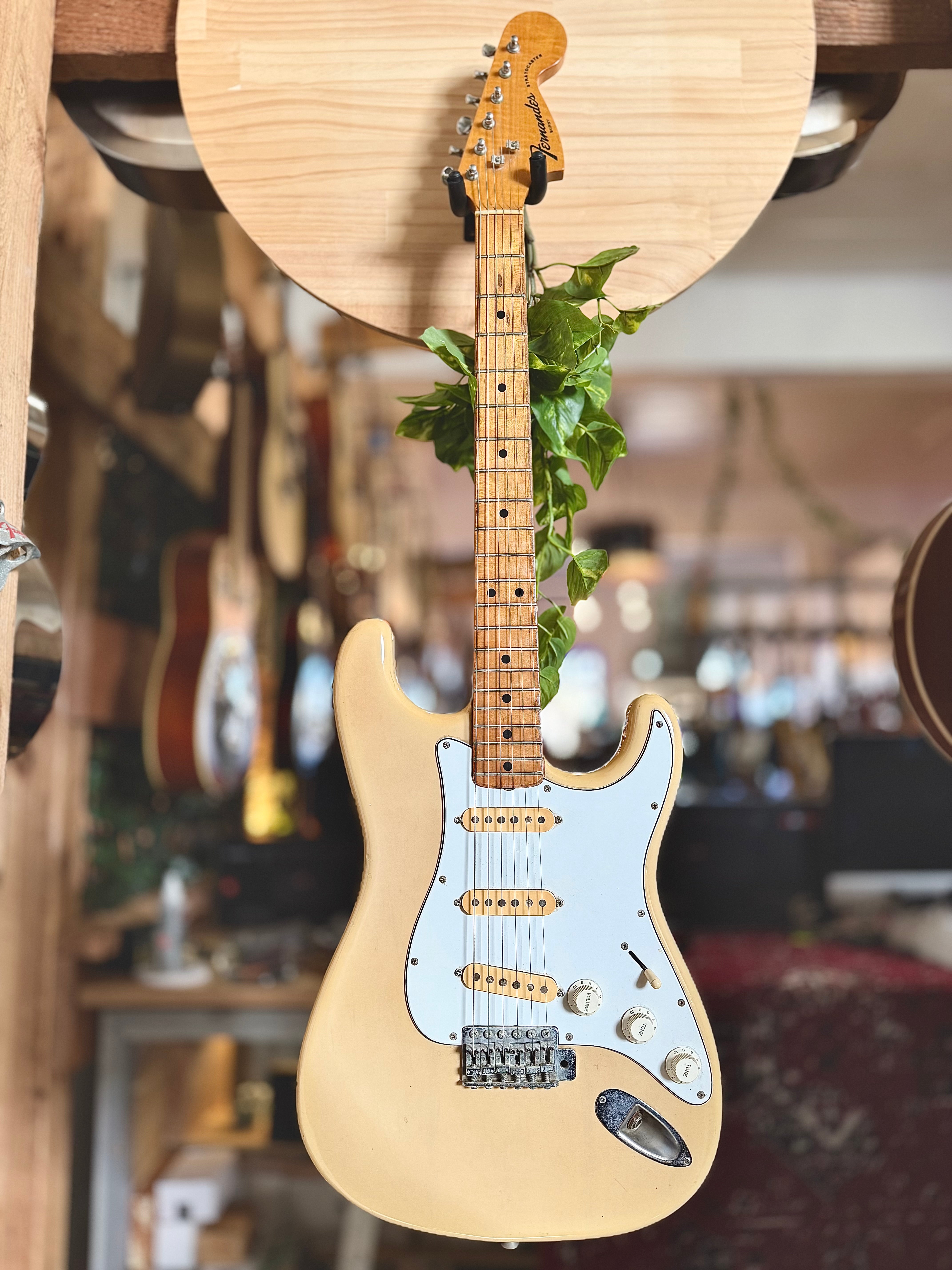 Fernandes/Burny | Stratocaster | Blonde | 1970’s | MIJ | Vintage Fernandes/Burny | Stratocaster | Blonde | 1970’s | MIJ | Vintage